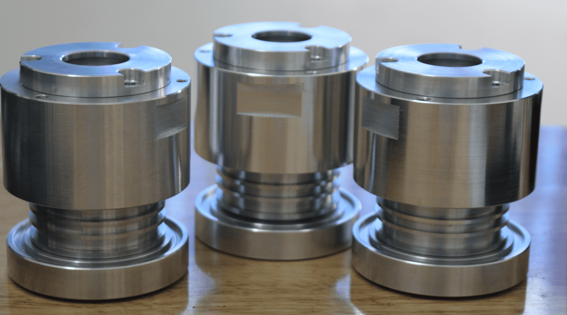 Gia công chốt pin theo yêu cầu